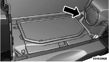 Electrical Power Outlet :: Understanding The Features Of Your Vehicle :: Jeep  Wrangler Owner's Manual :: Jeep Wrangler 